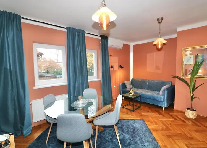 Studio City Apartmán